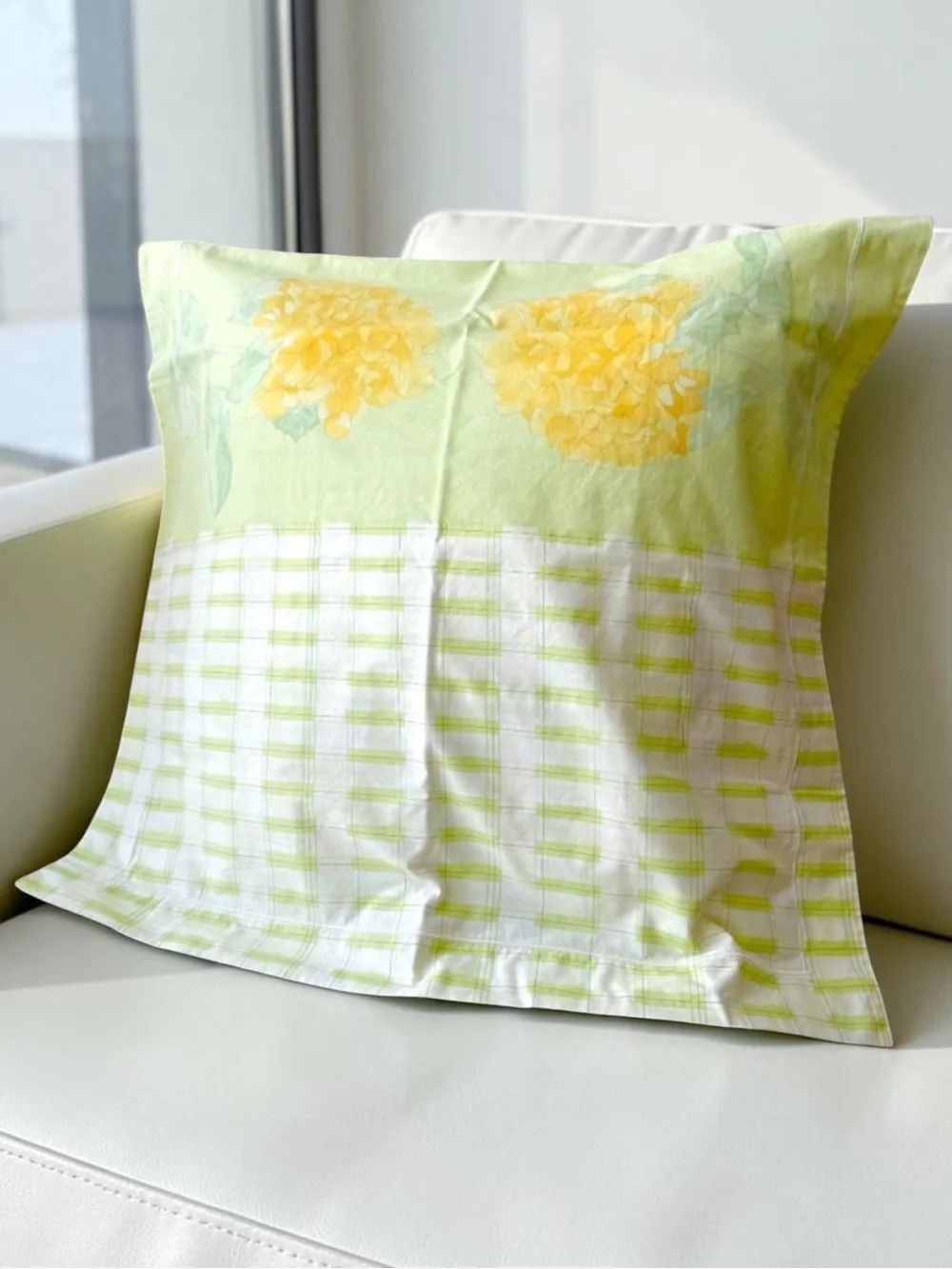 Yves Delorme Paris 2 Euro Shams 29” Square